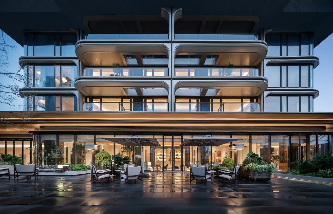 40b2392e044936beb1fb8769b53c6205