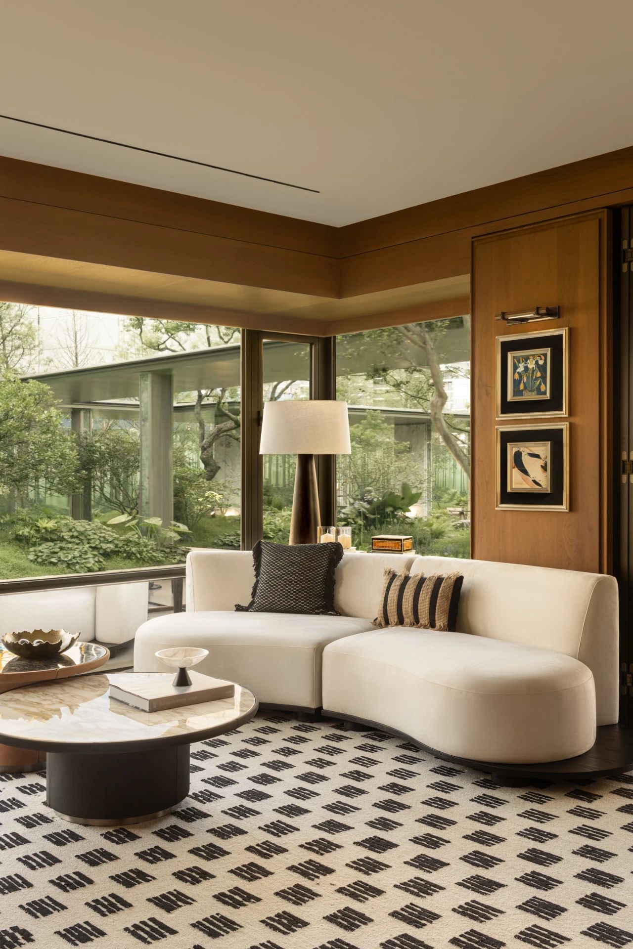 c30996b26c68dd11e5fe8573227b3b76