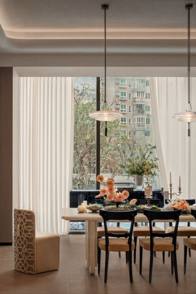 【PUHUI 璞辉设计】武汉华润置地望雲会所 隐奢漫会,她序新生-全球设计案例智能库_OJBKAI.COM设计智库